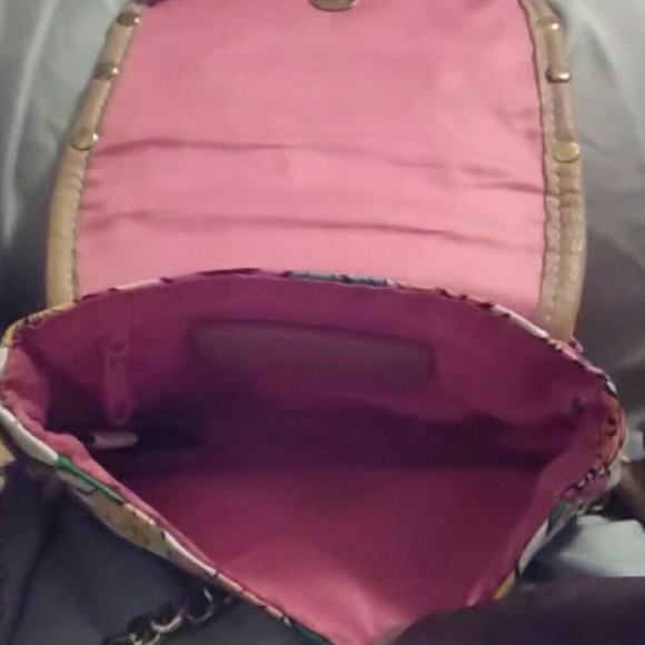 Handbag - Picture 5 of 5